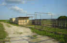 Shelter1.JPG (53908 bytes)